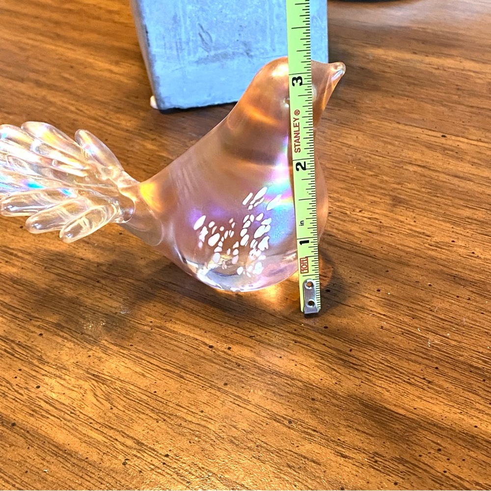 Vintage Silvestri Pink Iridescent Glass Bird Figurine with original stickers - Picture 7 of 11